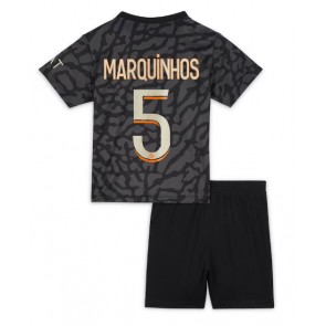 Lacne Dětský Futbalové dres Paris Saint-Germain Marquinhos #5 2023-24 Krátky Rukáv - Tretina (+ trenírky)